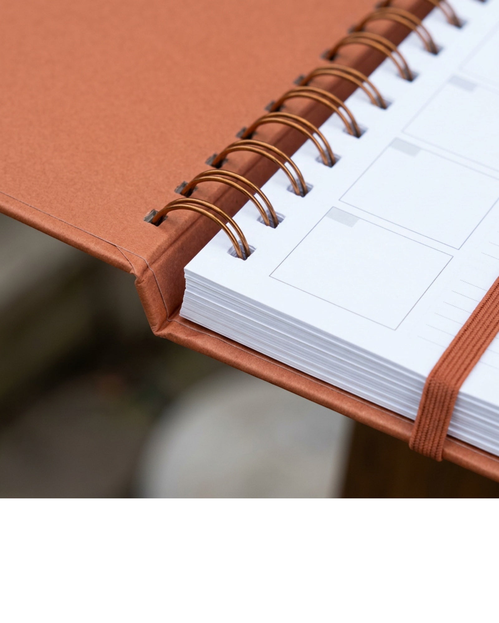 Zxkvp B6 Undated Weekly Wire Planner Terracotta - Detail view